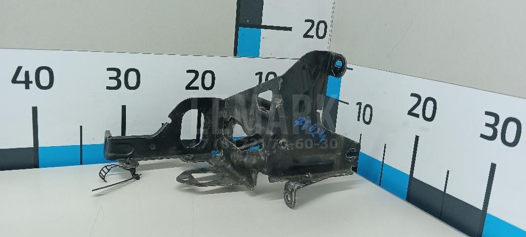 Кронштейн блока ABS (насос)