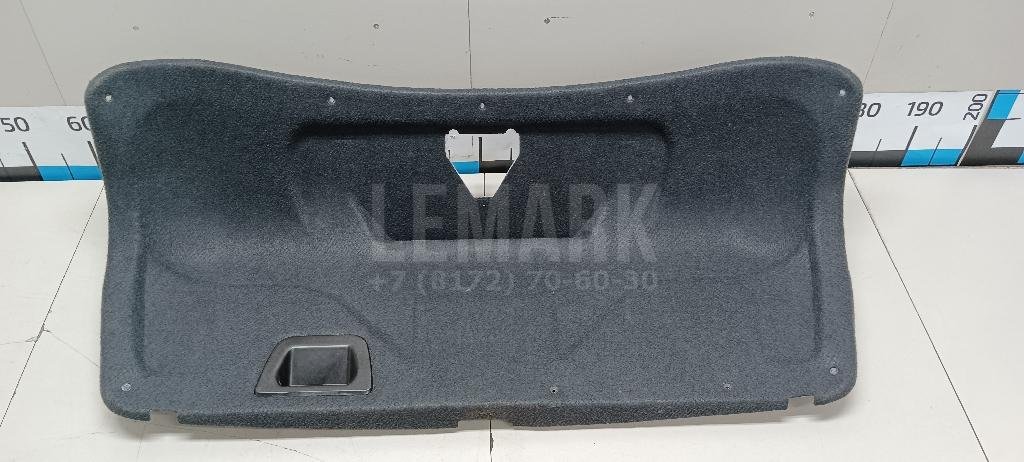 Обшивка крышки багажника