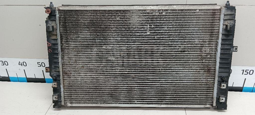 Радиатор основной