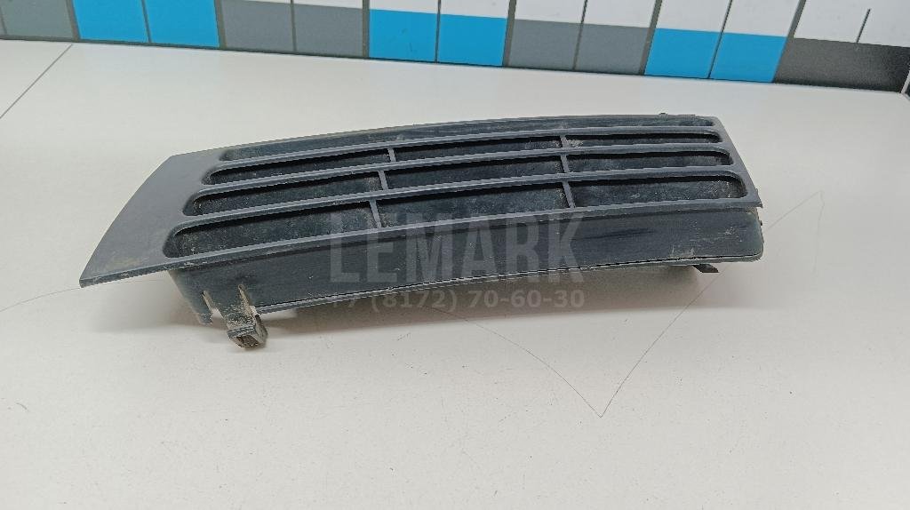Решетка в бампер левая