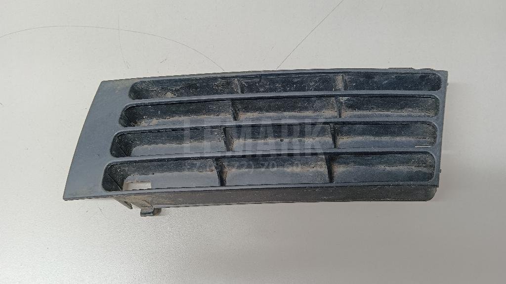 Решетка в бампер левая