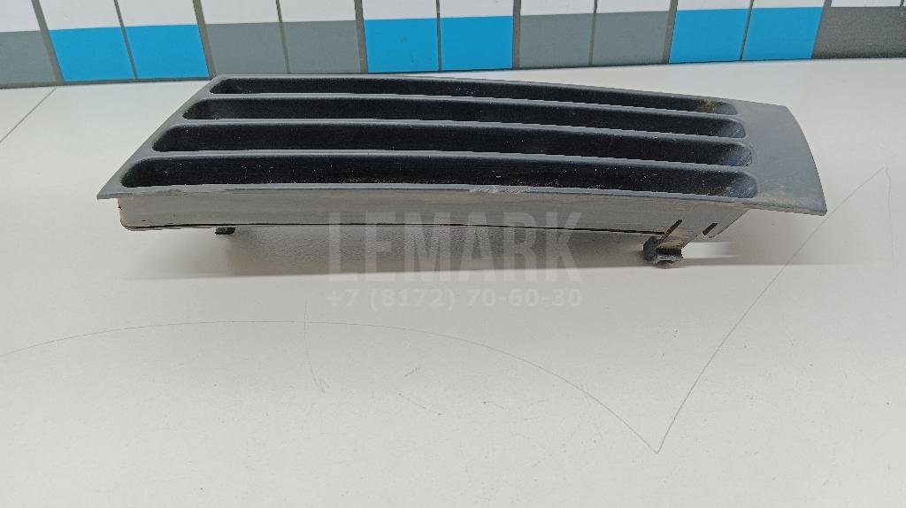 Решетка в бампер левая