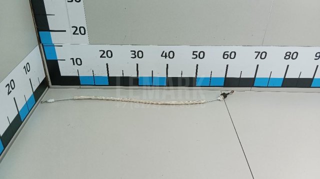 Трос открывания передней двери