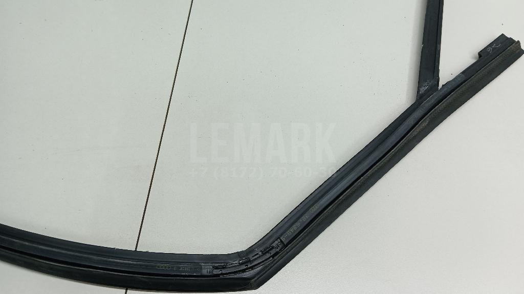 Уплотнитель стекла двери