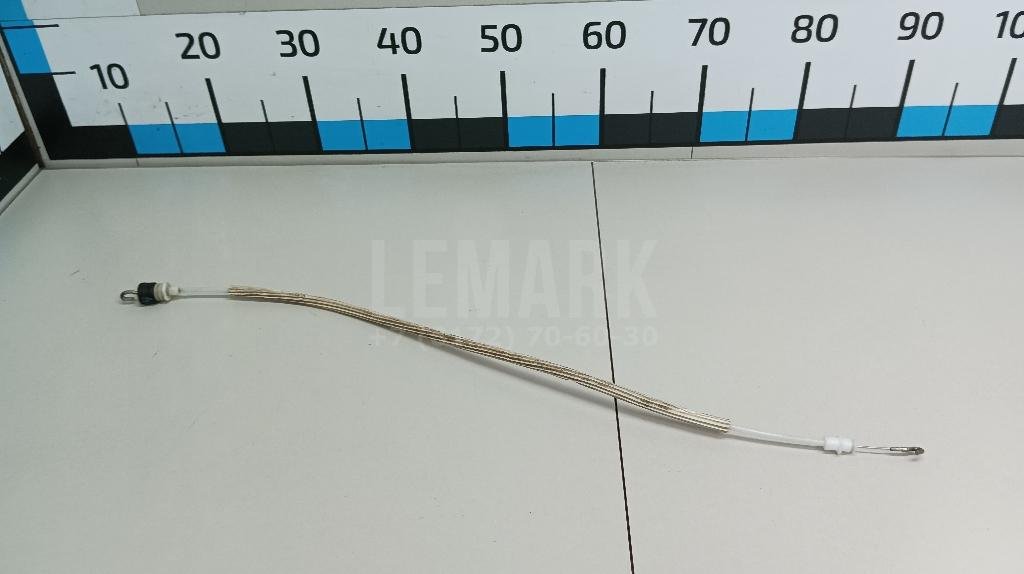 Трос открывания передней двери