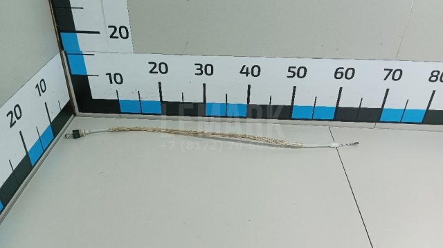 Трос открывания передней двери