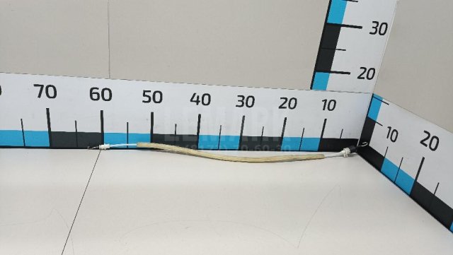 Трос открывания передней двери