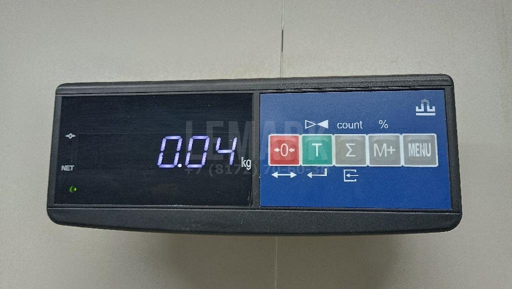 Накладка ручки с замком правой двери