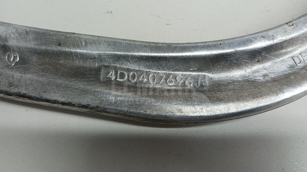 Рычаг передний нижний правый задний