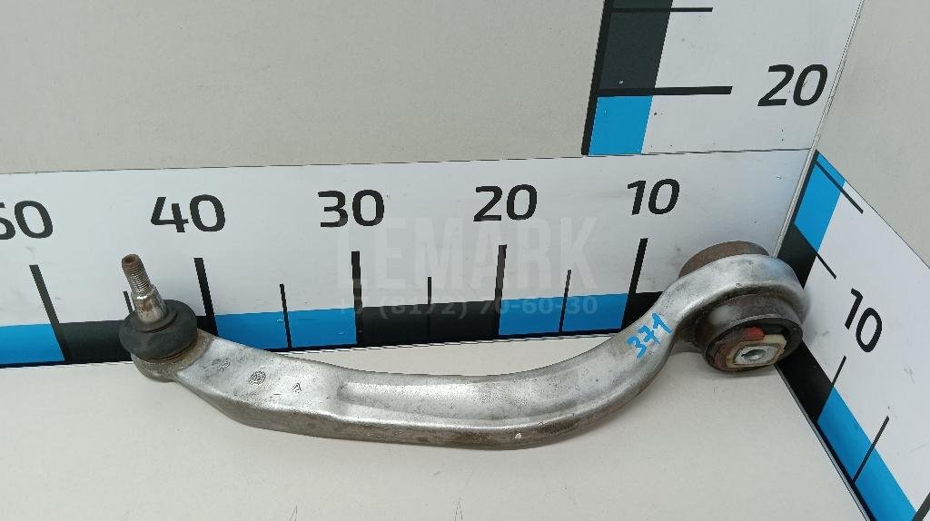 Рычаг передний нижний правый задний