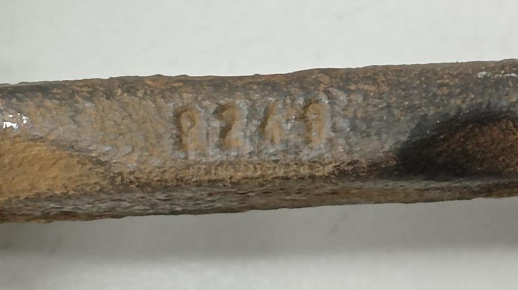 Скоба суппорта переднего