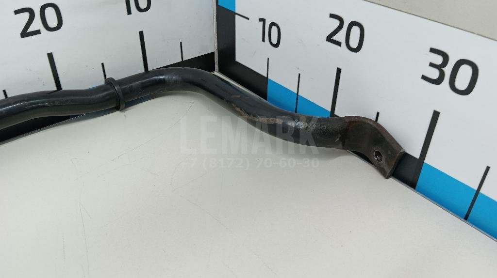 Стабилизатор передний