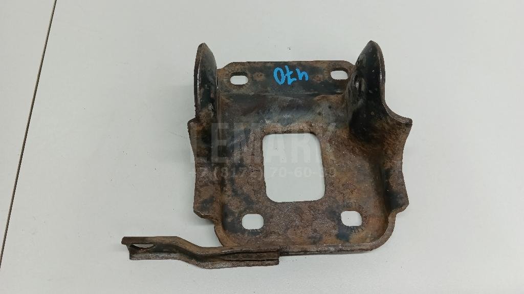 Кронштейн задней балки