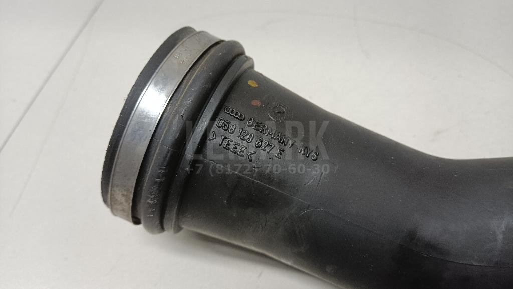 Патрубок воздушного фильтра