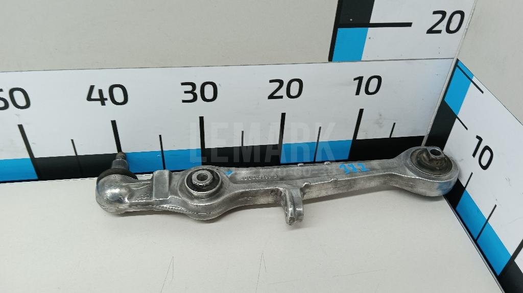 Рычаг передний нижний
