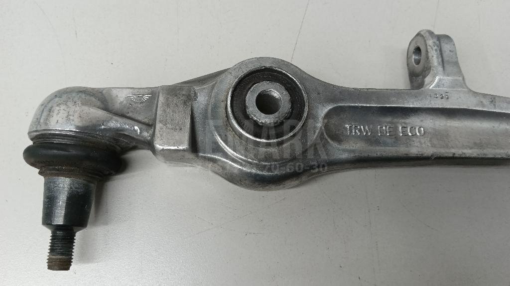 Рычаг передний нижний