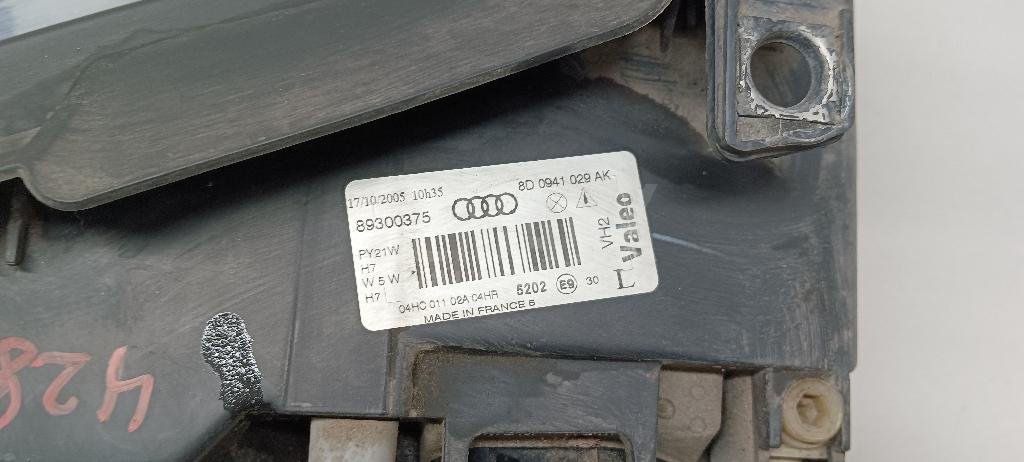 Фара левая для  Audi A4 [B6] 2000-2004