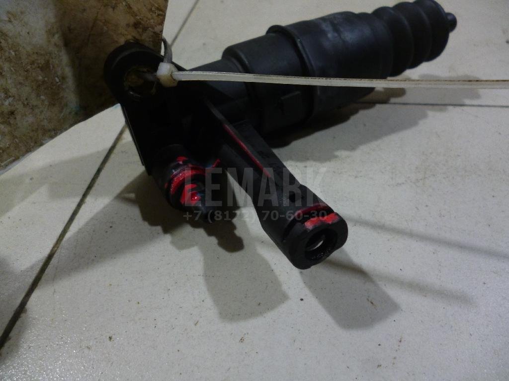 Цилиндр сцепления рабочий