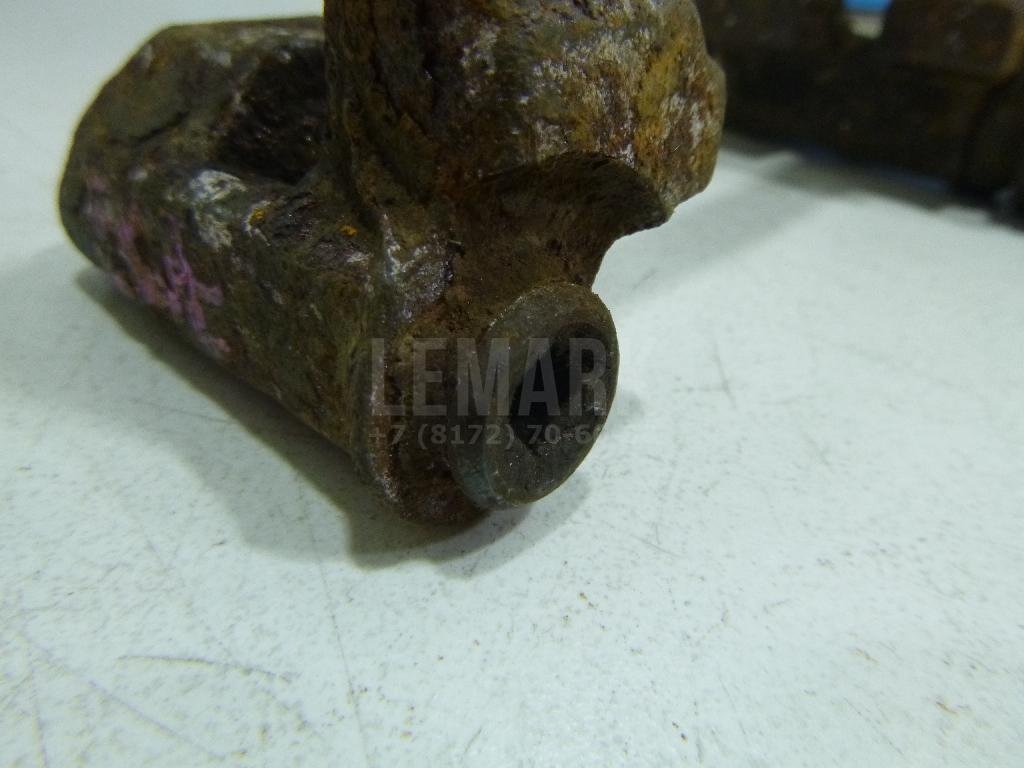 Скоба суппорта заднего