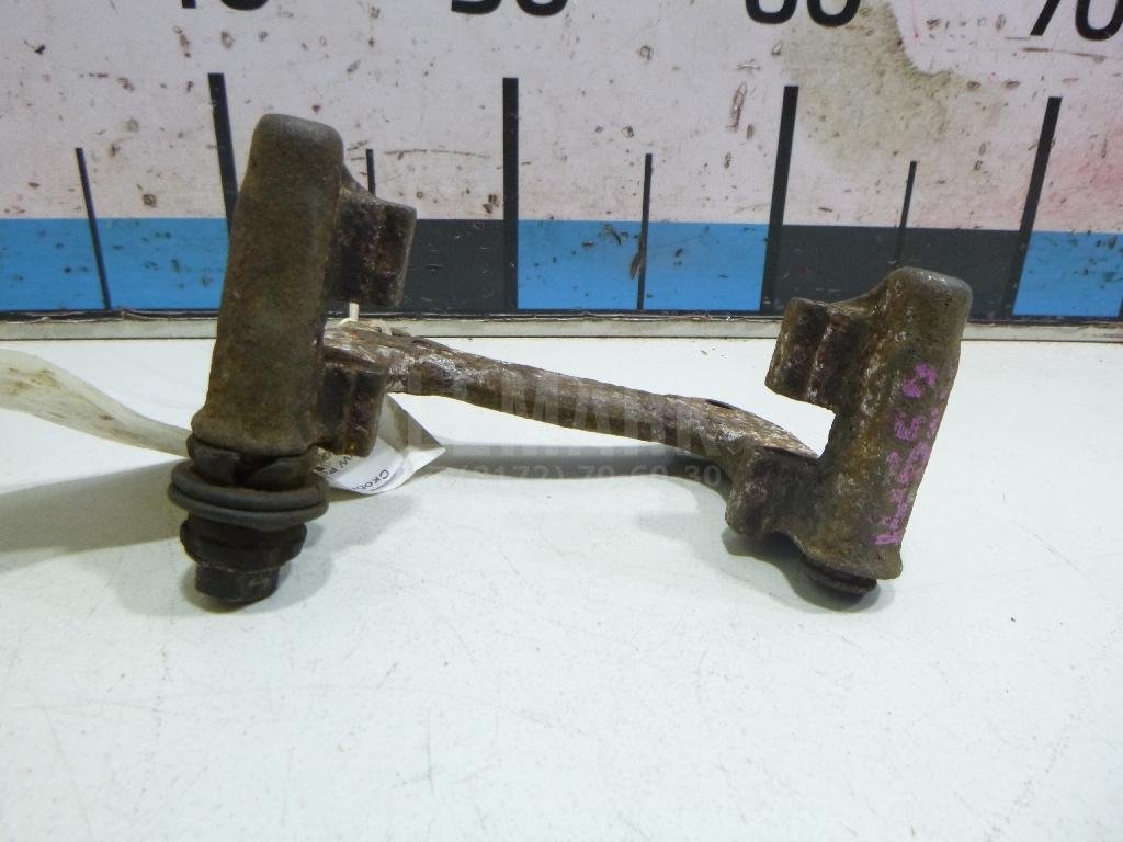 Скоба суппорта заднего