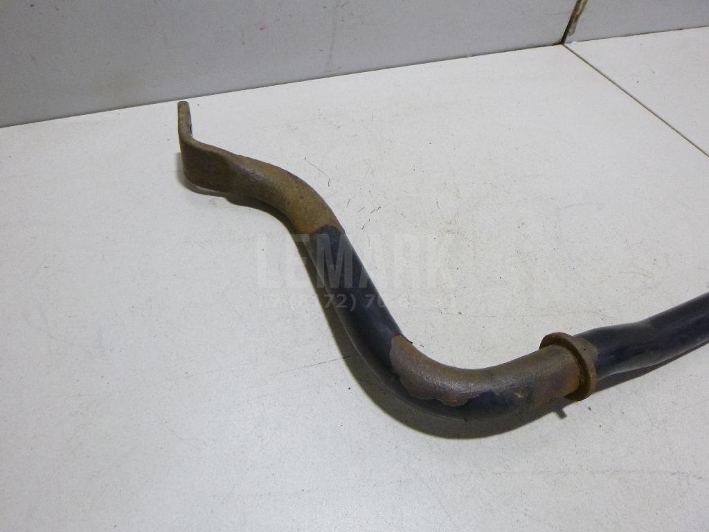 Стабилизатор передний