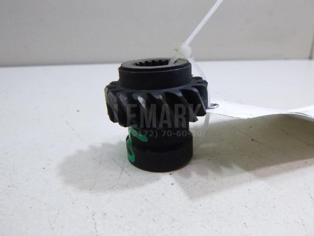 Шестерня привода масляного насоса