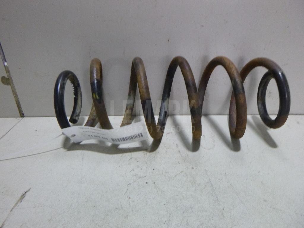 Пружина передняя