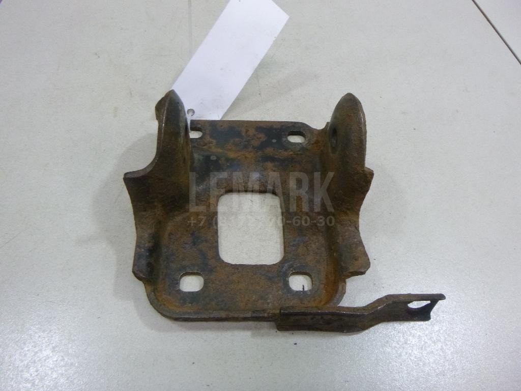 Кронштейн задней балки