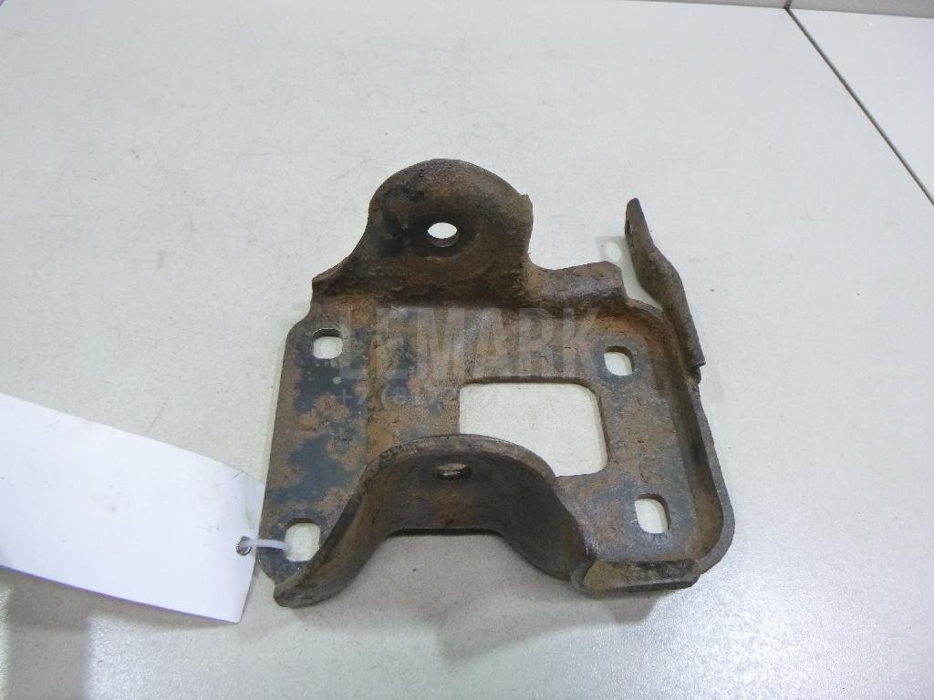 Кронштейн задней балки