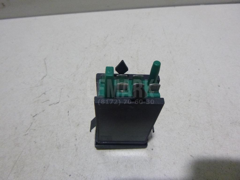 Кнопка обогрева сидений