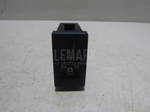 Кнопка обогрева сидений