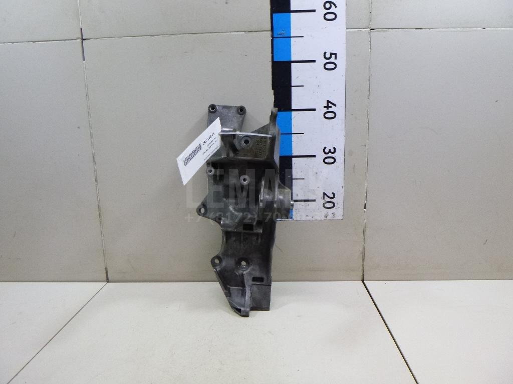 Кронштейн генератора для  Audi A3 [8V] 2013-2020