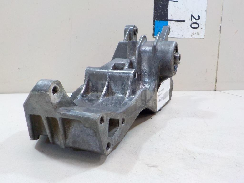 Кронштейн генератора для  Audi 80/90 [B3] 1986-1991