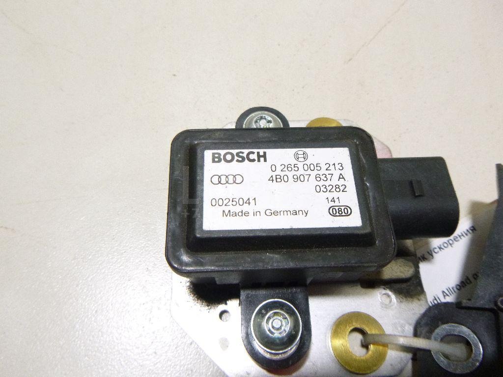 Датчик ускорения