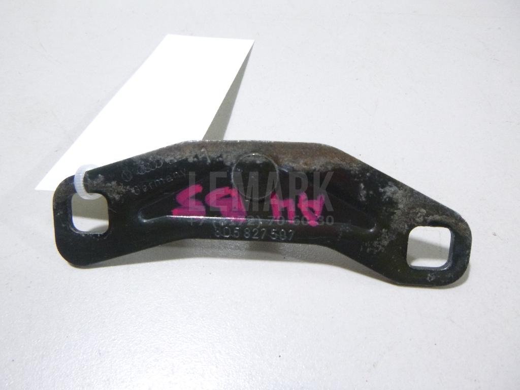 Ответная часть замка багажника