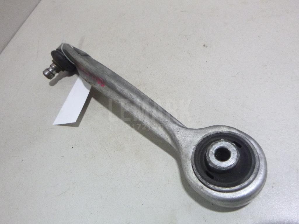 Рычаг передний верхний правый передний