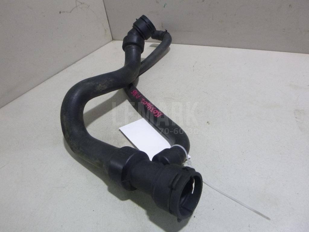 Патрубок радиатора