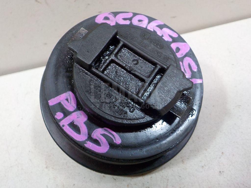 Крышка маслозаливной горловины