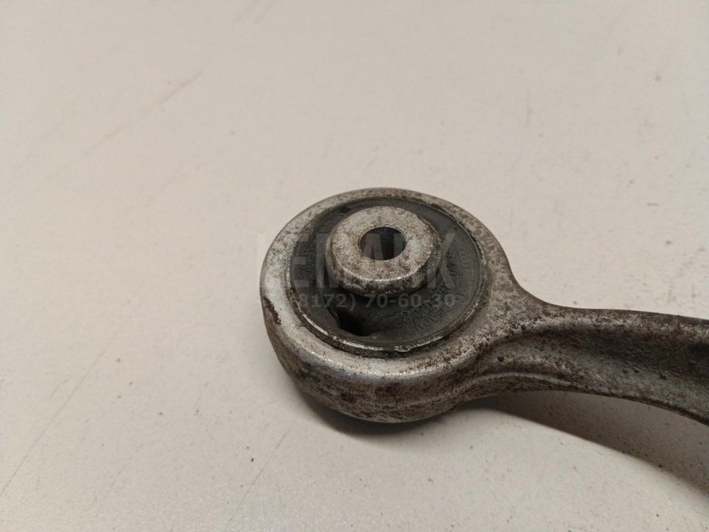 Рычаг передний верхний левый задний