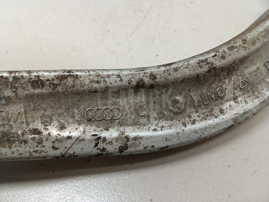 Рычаг передний нижний левый задний