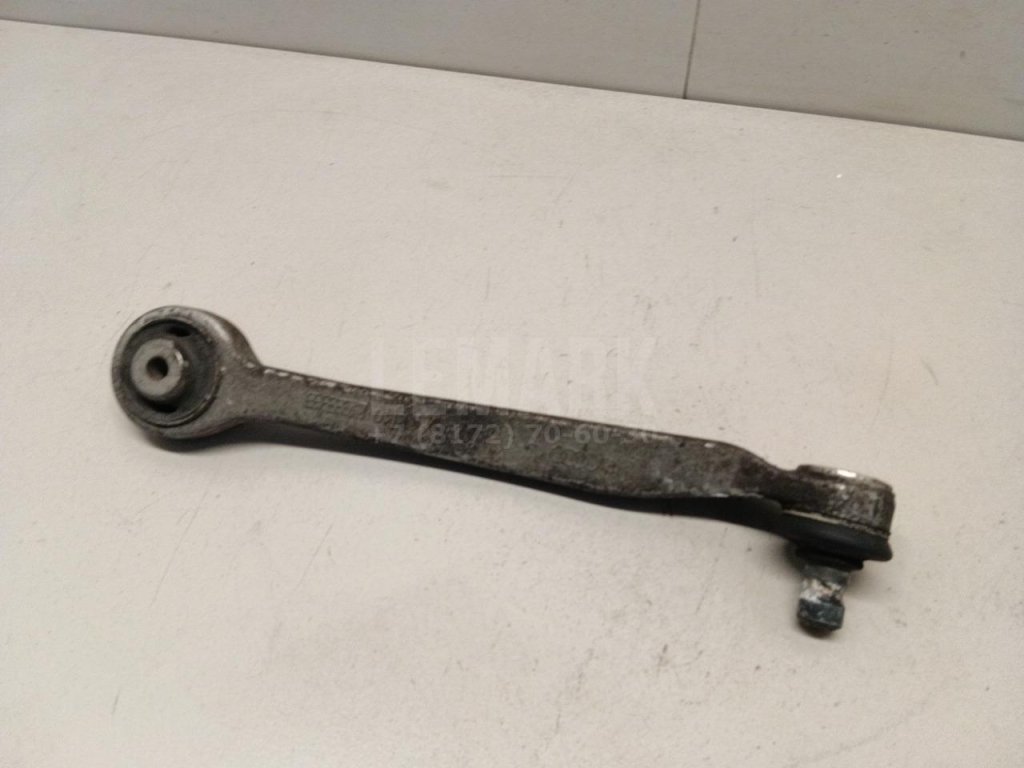 Рычаг передний верхний правый передний
