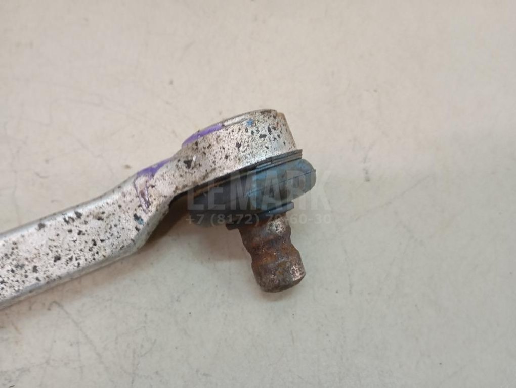 Рычаг передний верхний правый передний