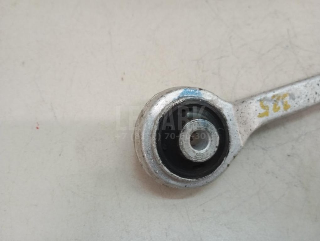 Рычаг передний верхний правый передний