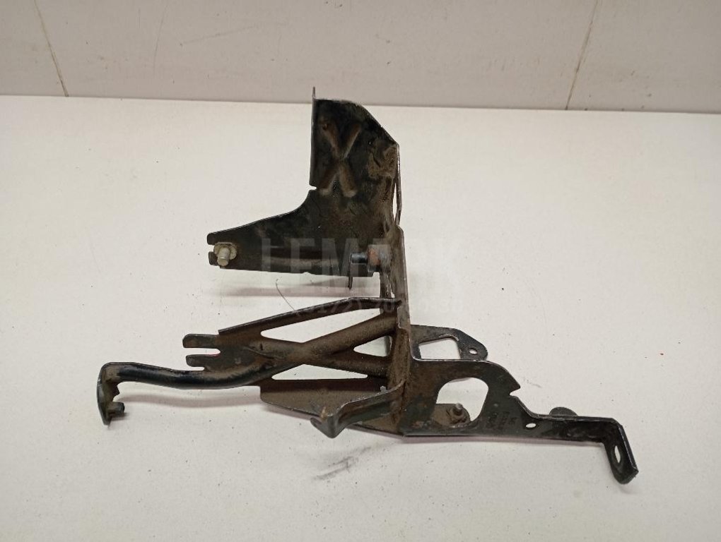 Кронштейн блока ABS (насос)