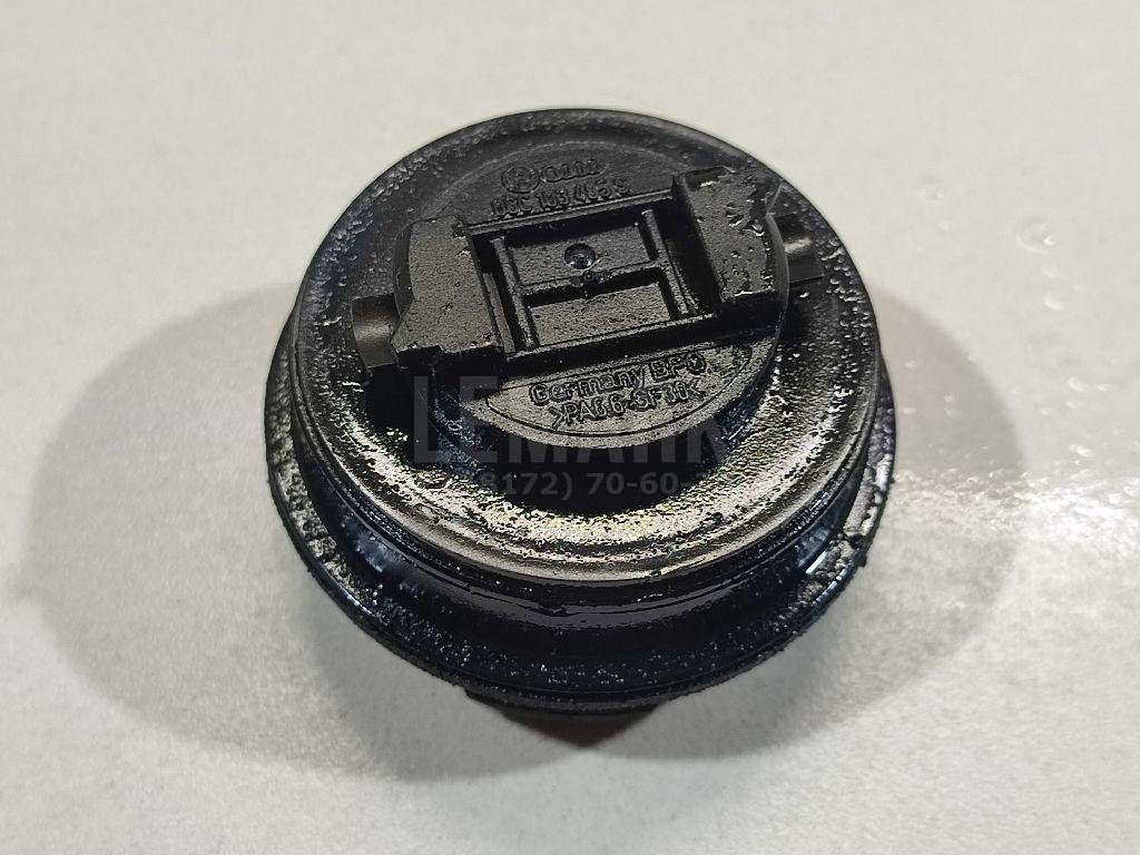 Крышка маслозаливной горловины