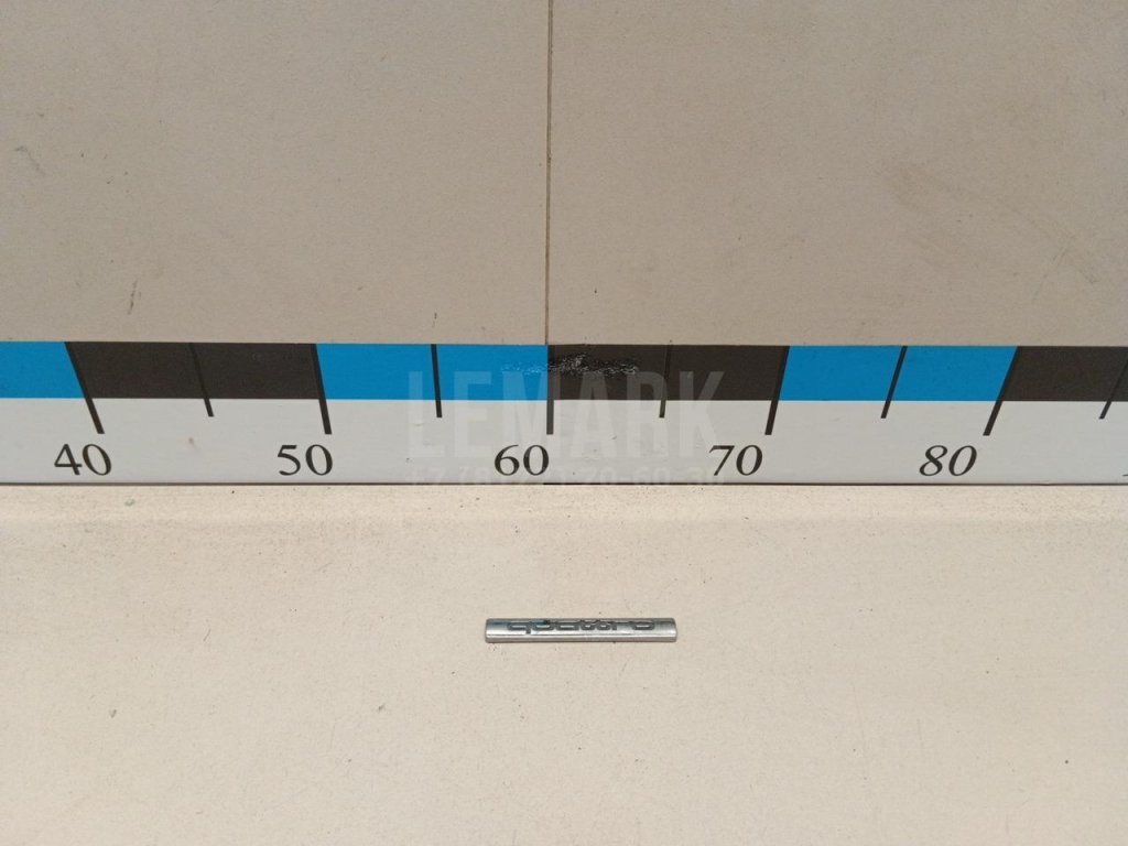 Эмблема на крышку багажника