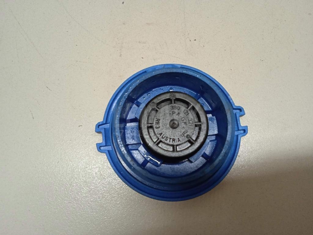 Крышка расширительного бачка