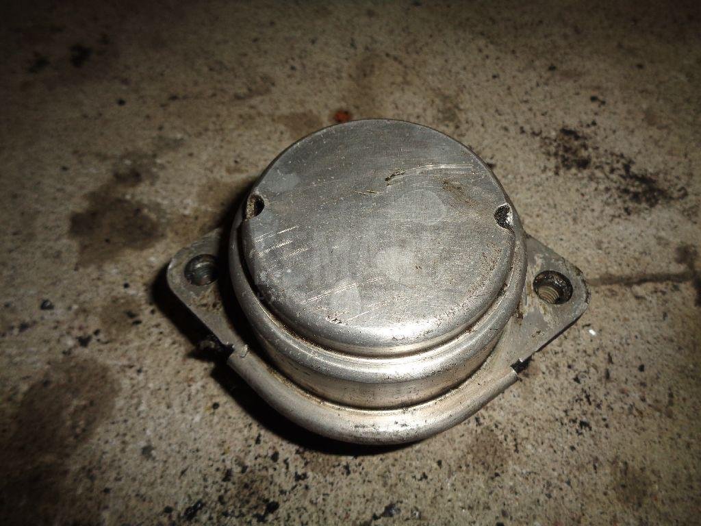 Опора КПП для  Audi A3 (8Y) 2020