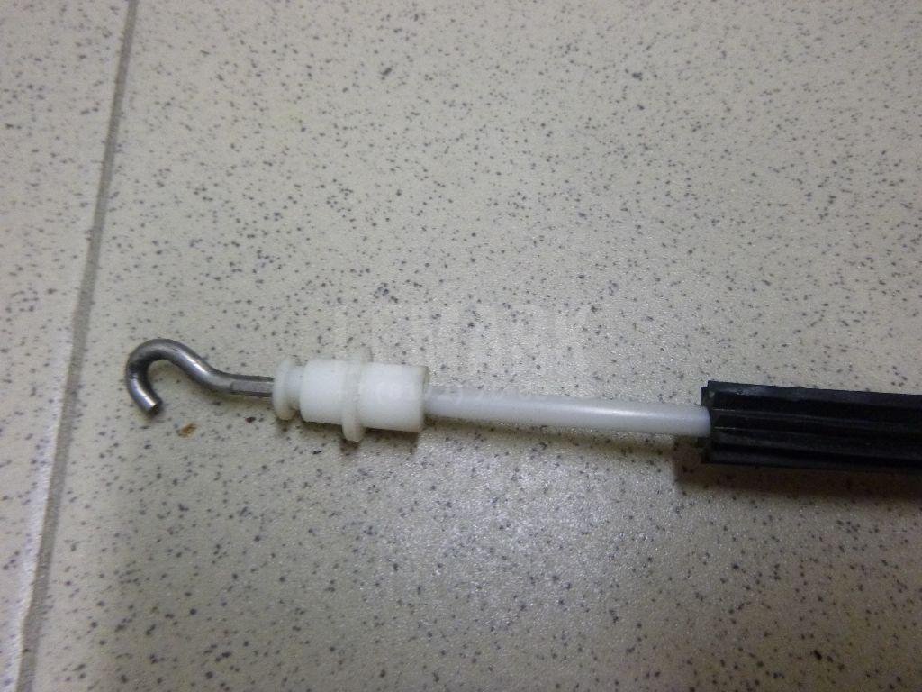 Трос открывания задней двери