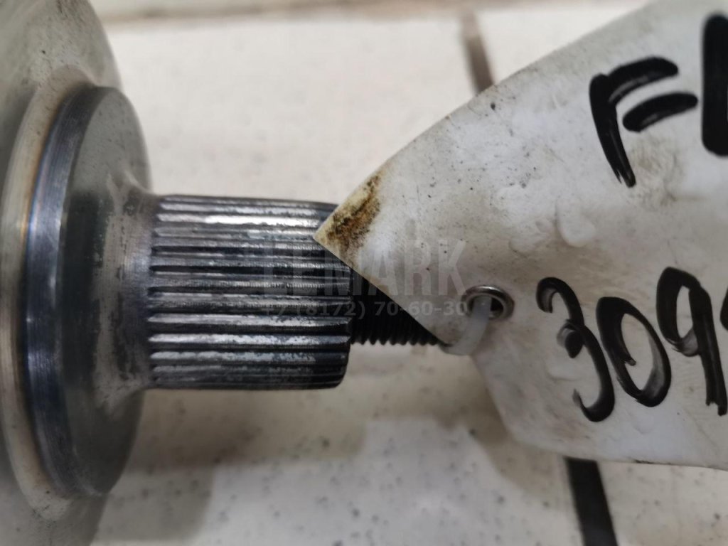 Полуось передняя левая